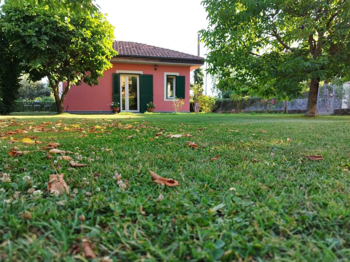 La Casina Villa Barga Ngoại thất bức ảnh